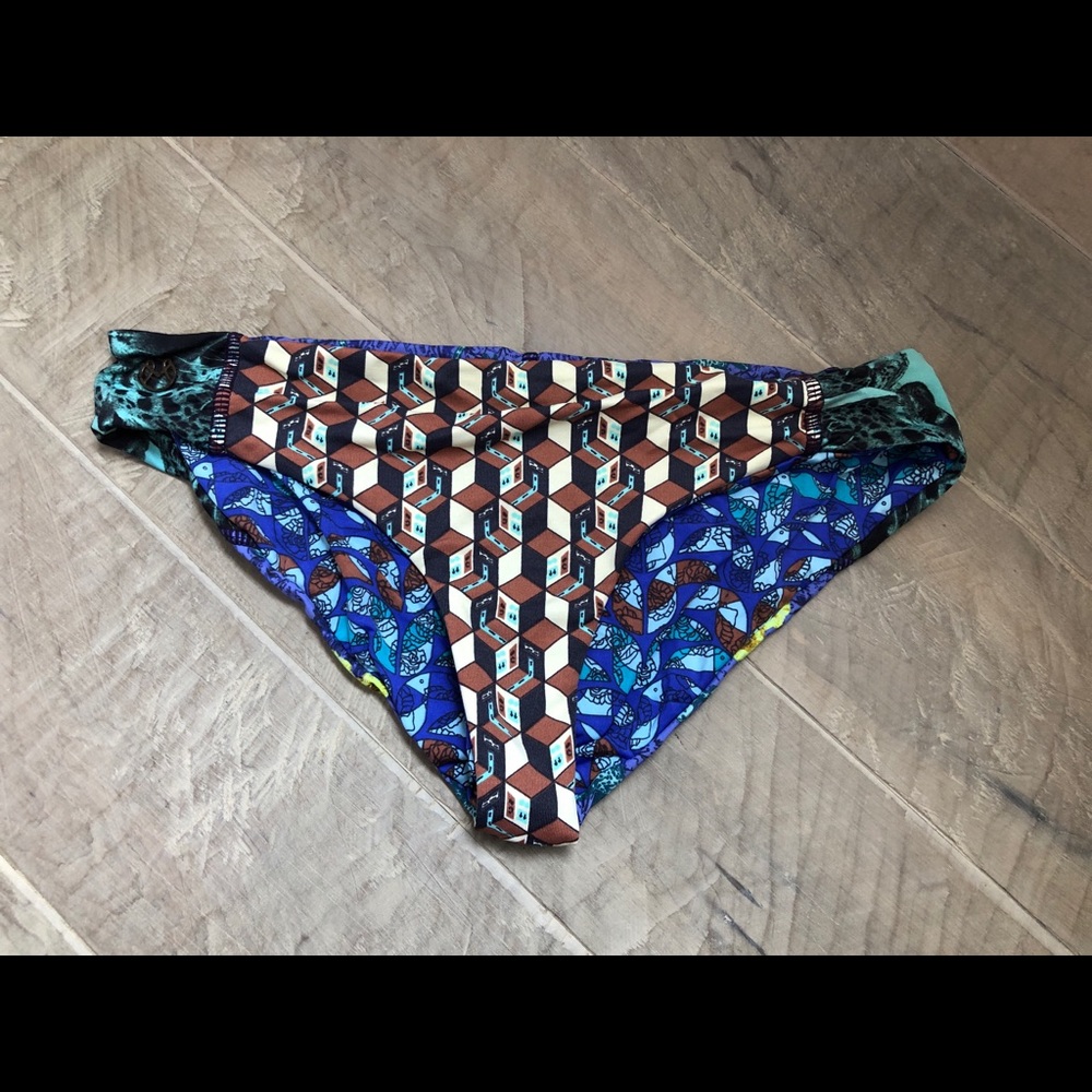Maaji bathing suit bottoms